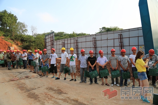 合山市人口_贵州广西分别发生矿难3人亡40人被困(3)